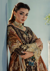 Pakistani Embroidered Velvet Latest Pakistani Salwar Kameez & Punjabi Suit Designer Wear