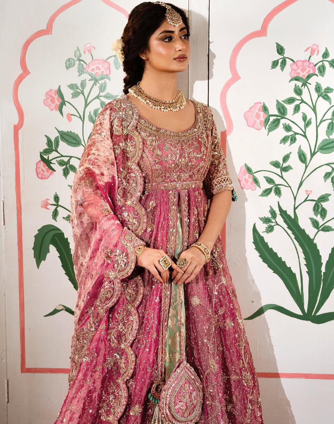 Gul-e-Zar | Hand-Embellished Royal Magenta Pishwas