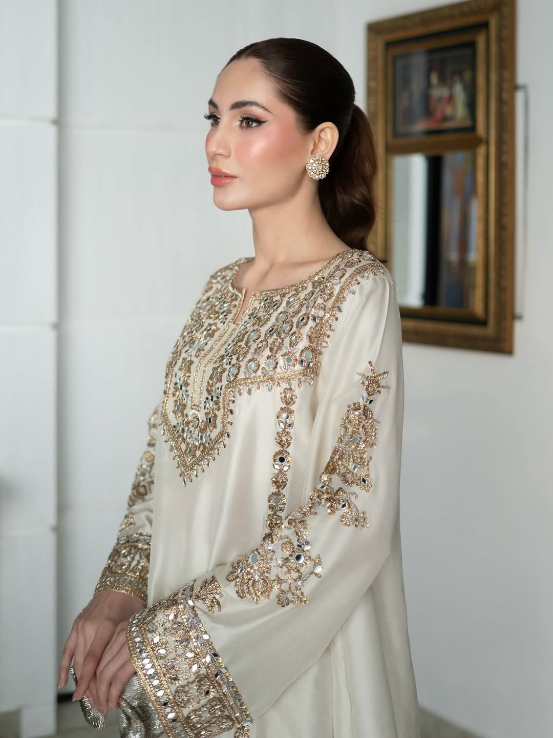 Moonlit Ivory: Hand-Embellished Mirrorwork Silk Tunic"