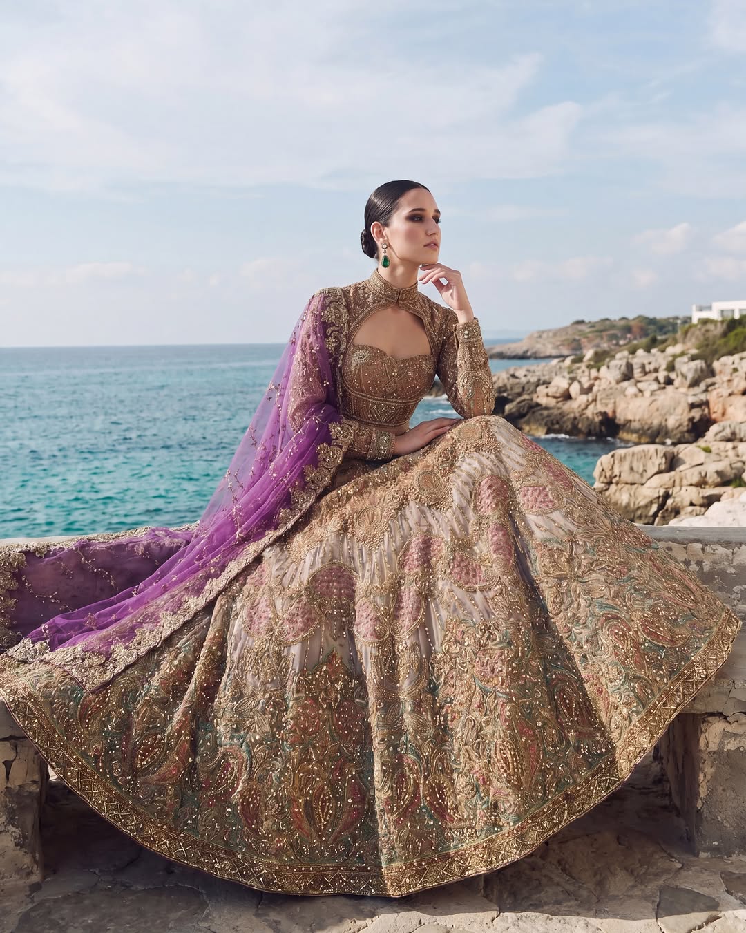 Luxury Hand-Embellished Pastel and Gold Bridal Lehenga – Traditional Zardozi Wedding Dress